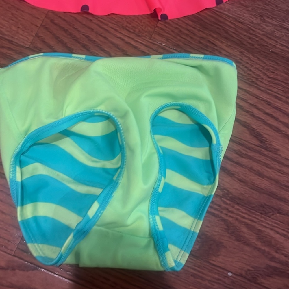Cat & Jack 2T watermelon swimsuit - Picture 3 of 6